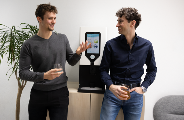 Voldoende drinken met waterkoeler