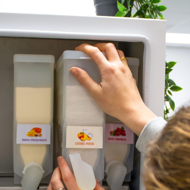 Frisdranktap met canisters Frisdranktap met canisters